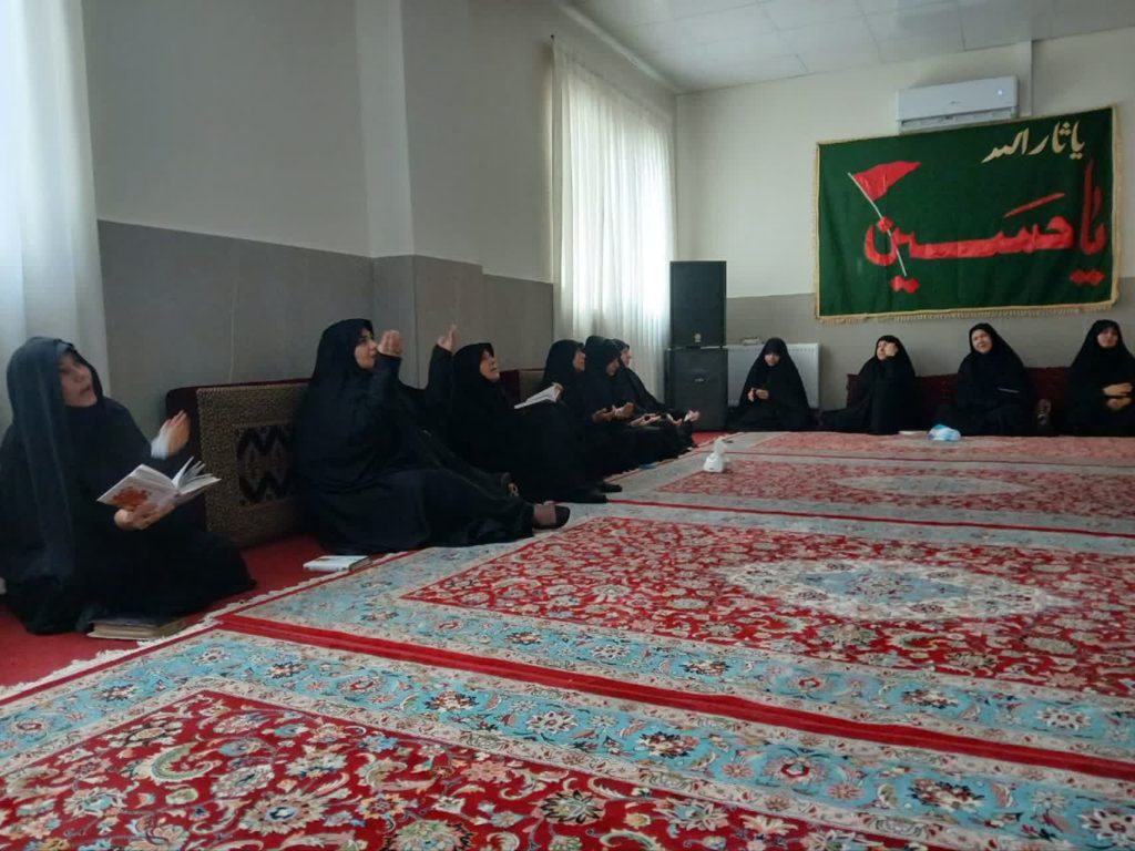 برگزاری مراسم عزاداری حسینی همراه با قرائت دعای ندبه در کانون خادمیاران منطقه 10